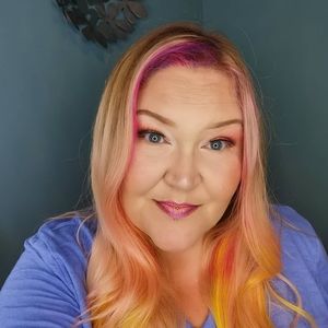 Meet your Posher, Joy